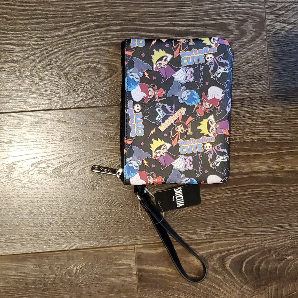 Disney Villians Chibi make up bag/wristlet - New